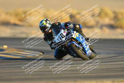 media/Nov-17-2024-CVMA (Sun) [[1fec520723]]/Race 18-Supersport Middleweight/